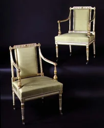 Pár tíz étkezőszékből, Ádám stílusban faragott, 1781 körül